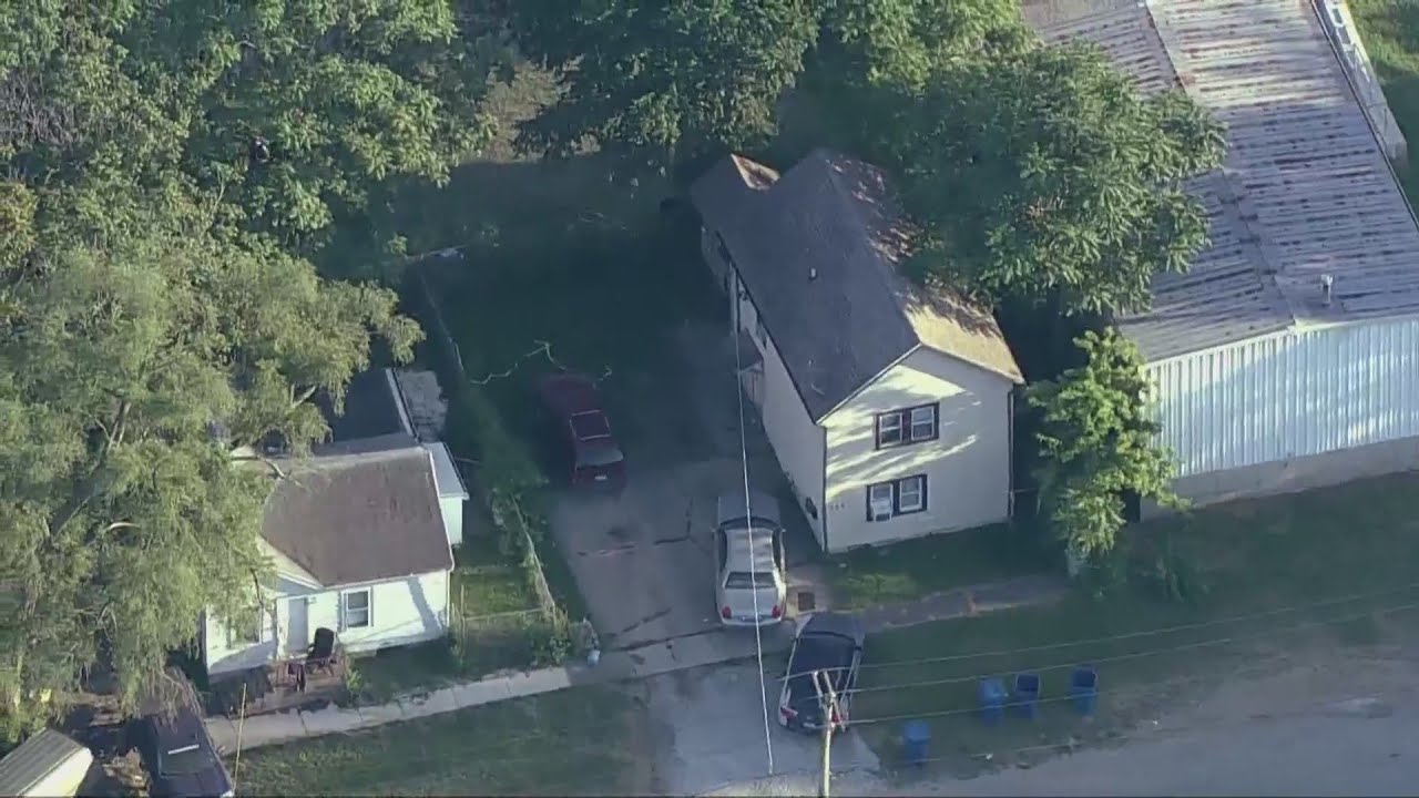 3 men found shot dead inside Kankakee home