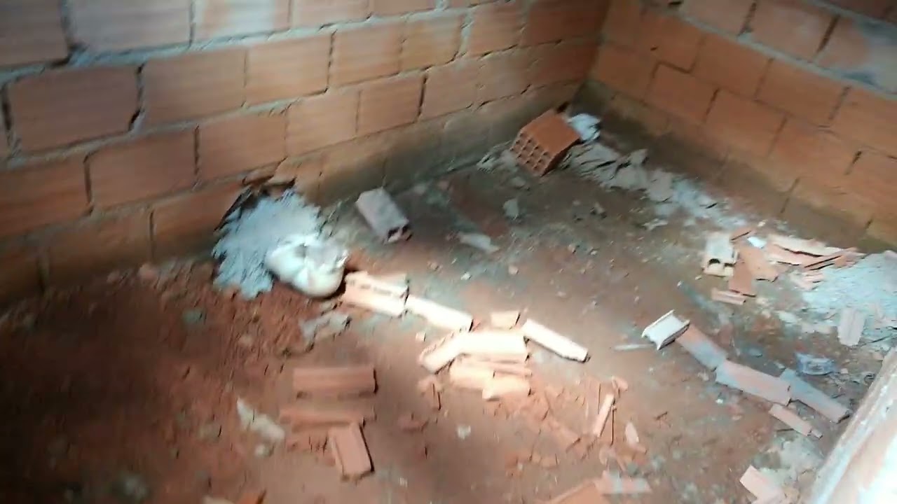 E A CONSTRUÇÃO CONTINUA  ...