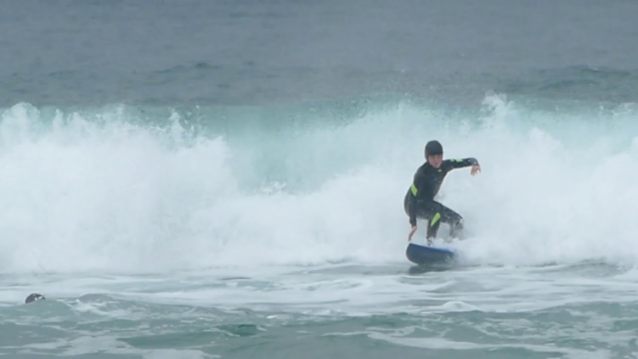&Aacute;lvaro Casanova surf febrero 2021