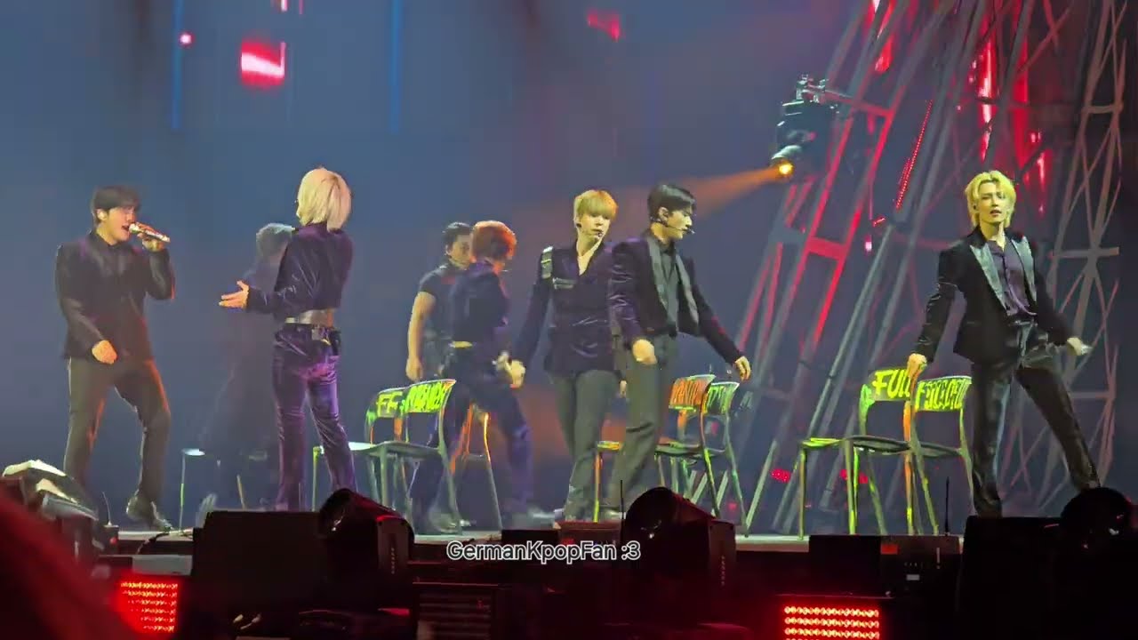 [19.02.25] ATEEZ -  MINGI RAP + CYBERPUNK  IN BERLIN DAY 2 [TOWARDS THE LIGHT: WILL TO POWER 2025]
