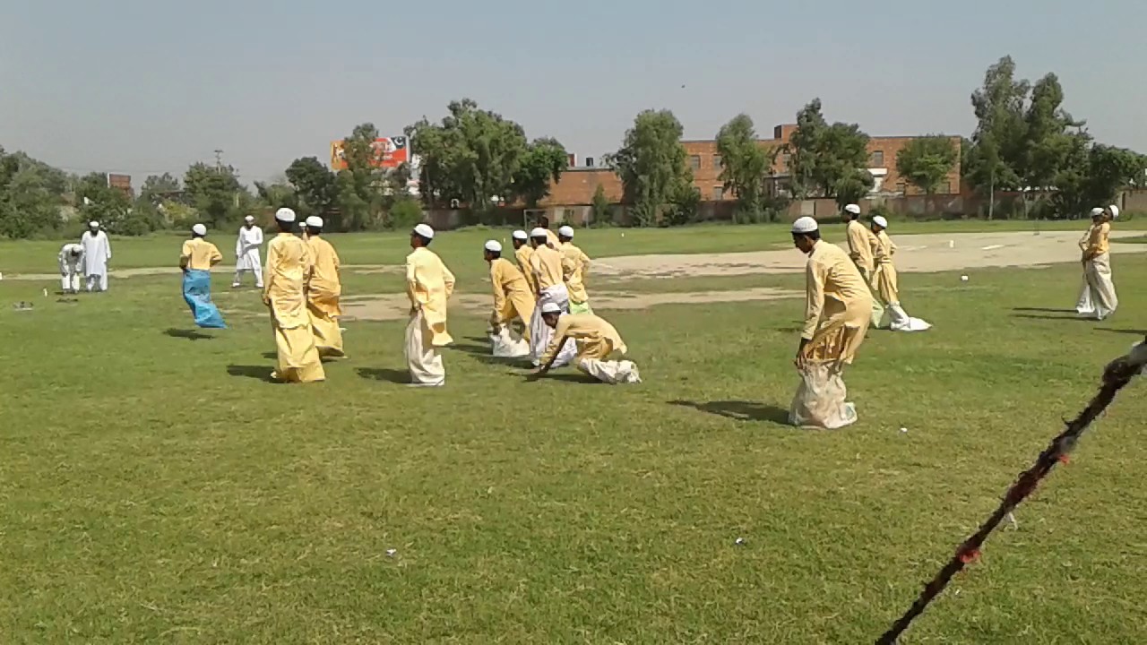 Jamia Anwar ul Quran School Bora race held at 14th August