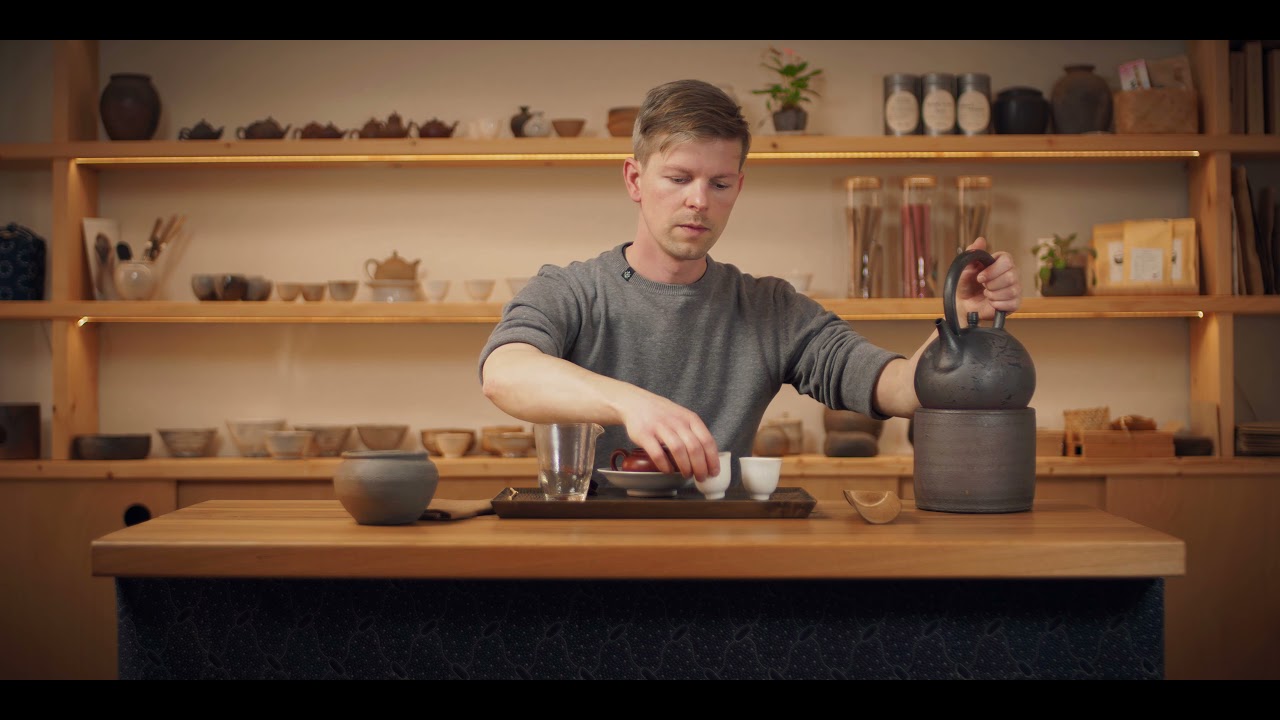 V&yacute;chodn&iacute; v&iacute;cen&aacute;levov&aacute; př&iacute;prava - Gong Fu Cha