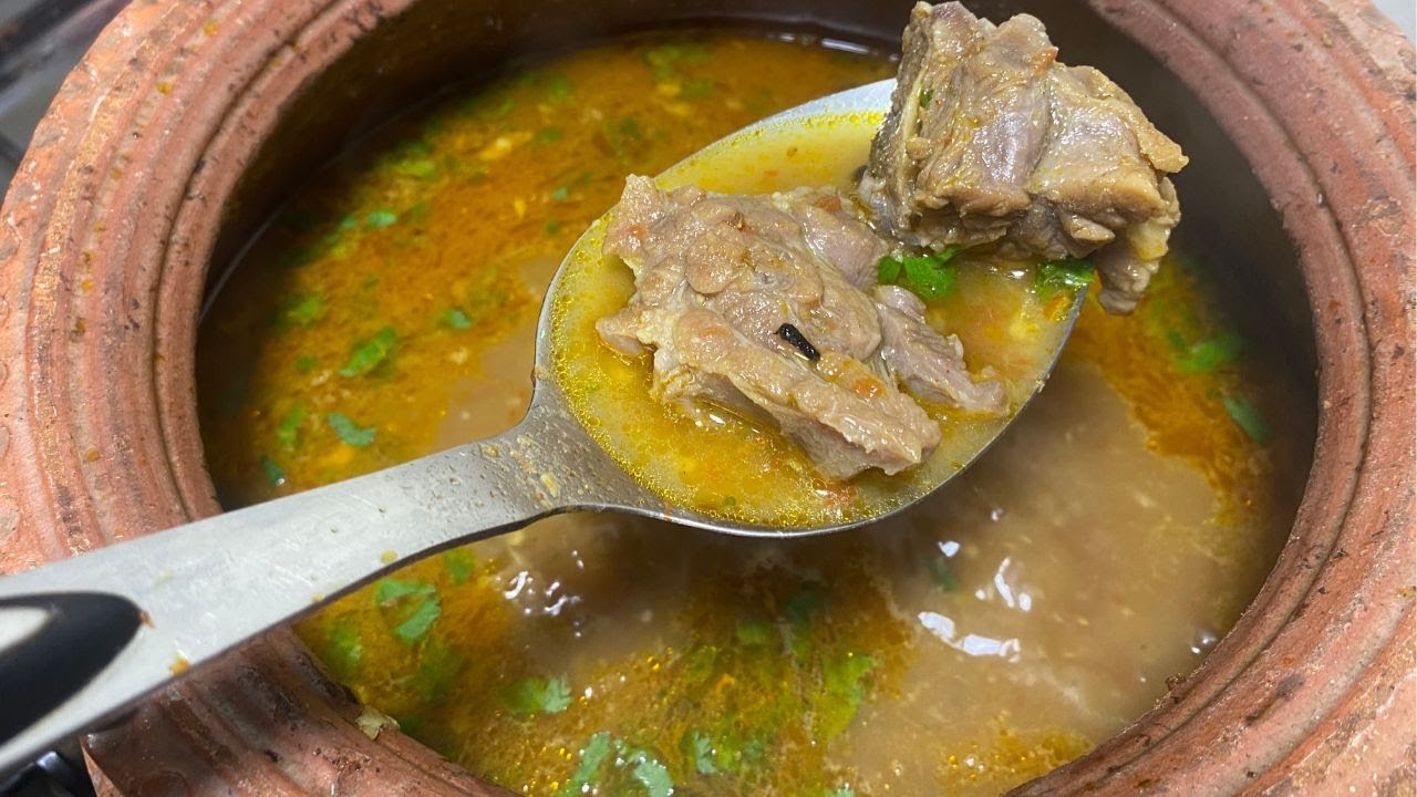 MUTTON CURRY | Mutton Shorba Salan Recipe | Ballee Cooking