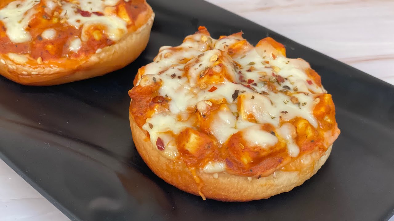 Crispy Creamy Makhani Paneer Bruschetta In Kadai | Makhani Paneer Bruschetta | Paneer Makhani Recipe