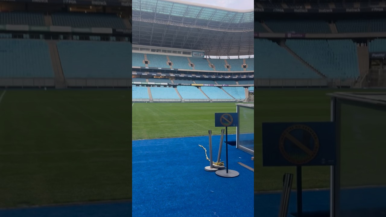 VEJA COMO FICOU O GRAMADO DA ARENA DO GR&Ecirc;MIO PARA O RETORNO DOS JOGOS