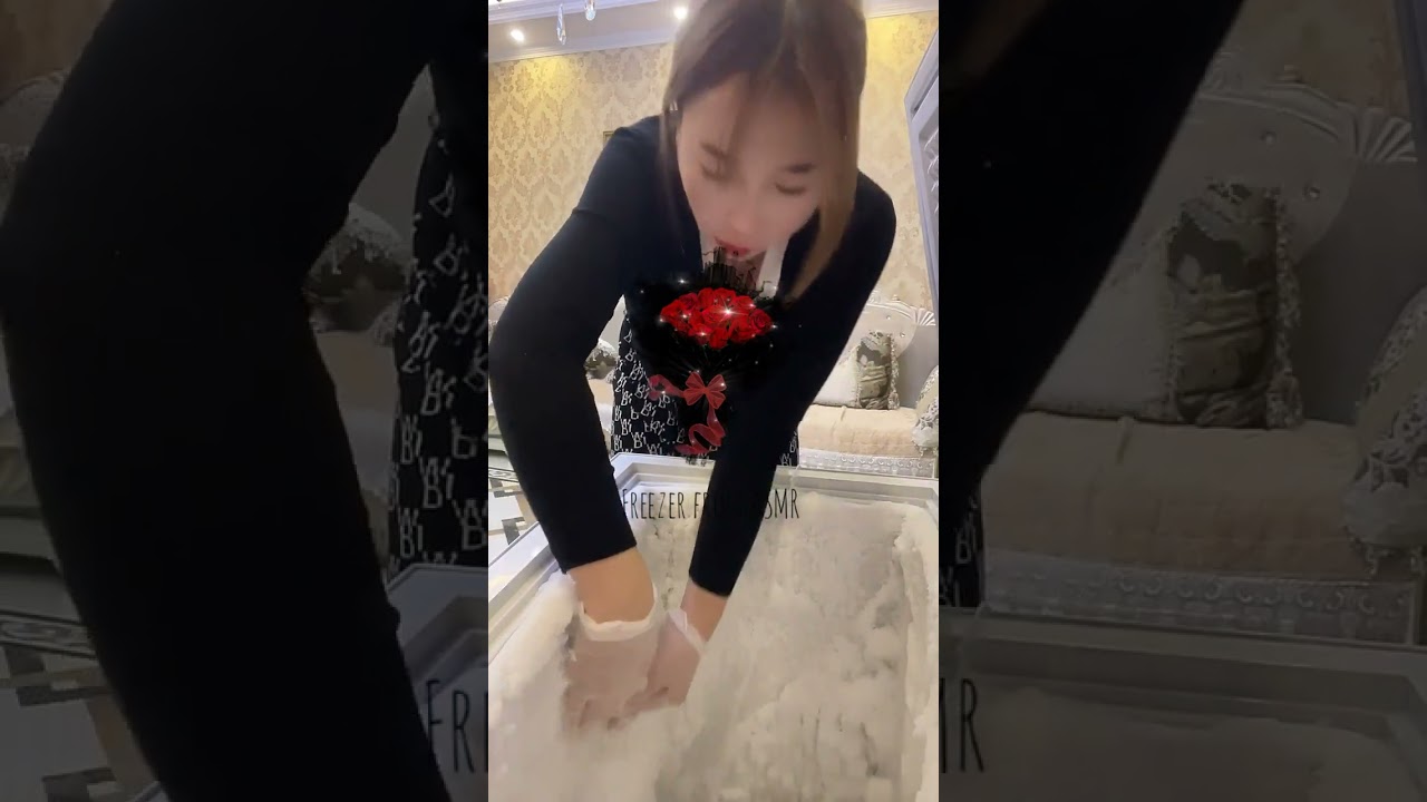QIAN HUMIDIFIER FREEZER FROST SCRAPING AND HANDFUL #ICEEATING #ASMR | ICE #MUKBANG | FREEZER FROST |