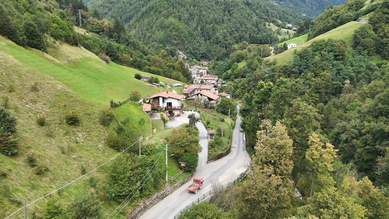 1904-(4K)-Graticelle e Bovegno BS-Val Trompia 01-09-2025 (Drone Flip)