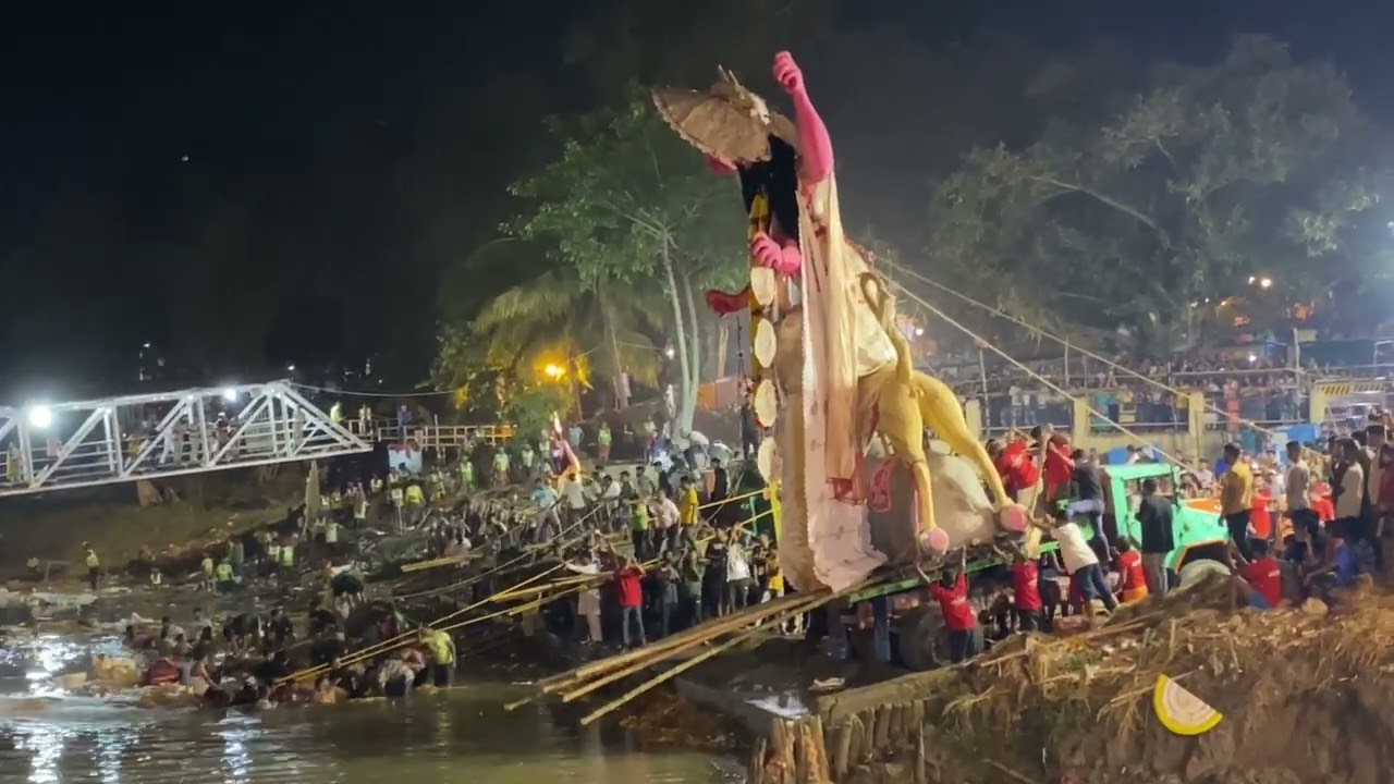 জগদ্ধাত্রী পূজার বিসর্জনে  একি ঘটল /Chandannagar