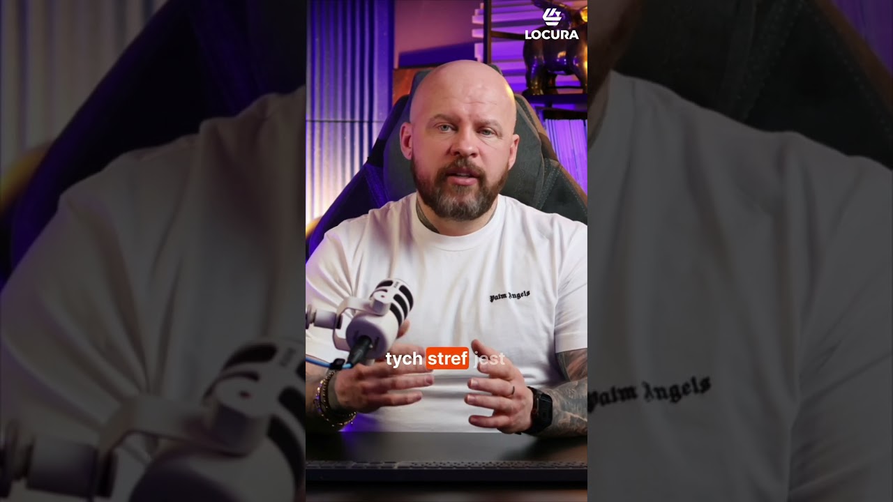 Space Management: Packing or Consolidation?