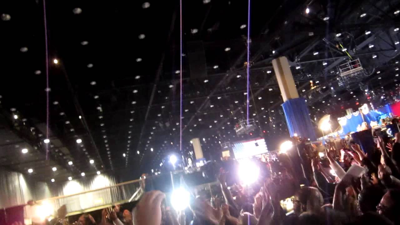 President Obama Election Rally 2012: Crowd Reaction to Announcement of Win