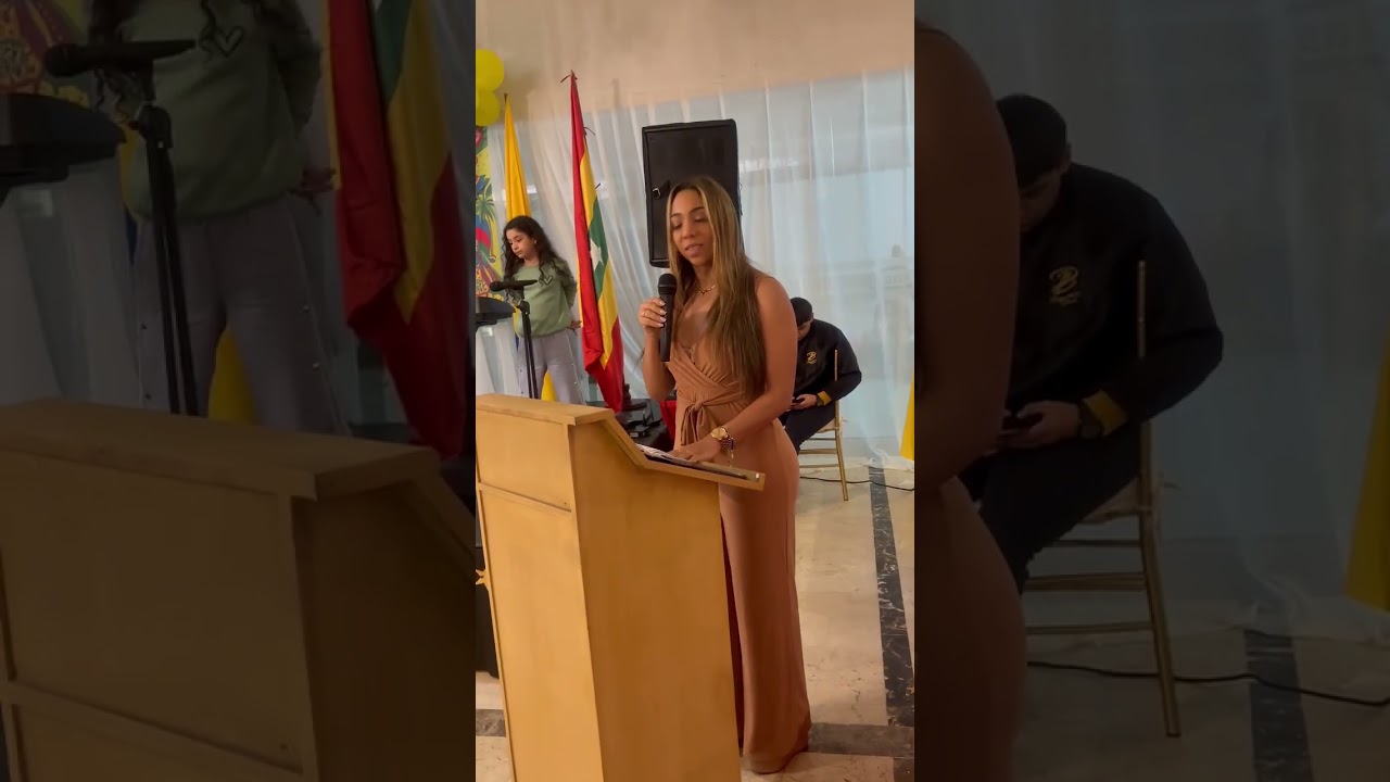 Palabras de agradecimiento de una mamita y melodia de una exalumna al jardin en clausura 2025 