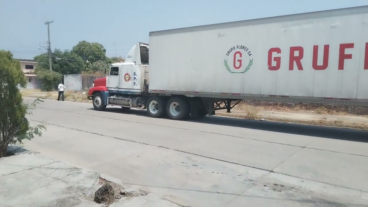 Lo q Grabe afuera de mi casa 