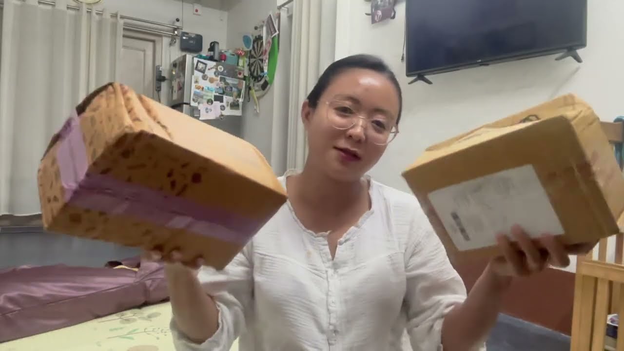 UNBOXING SKINCARE PRODUCTS 