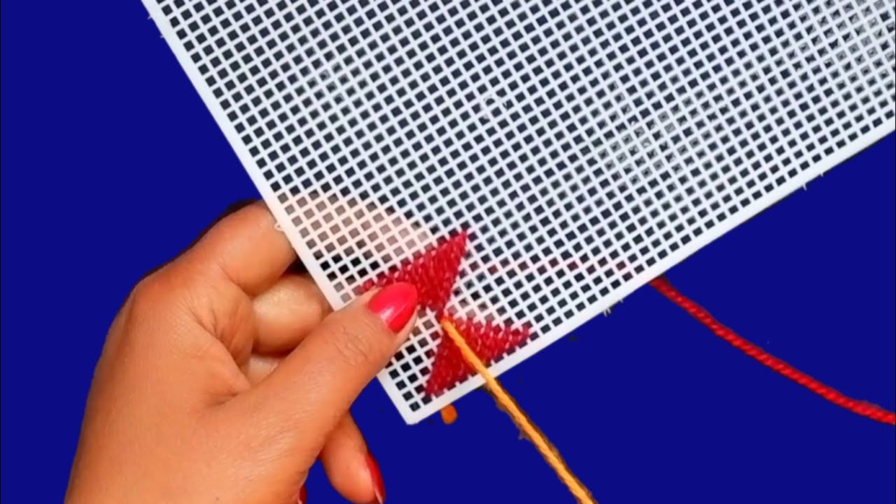 VERY EASY AND BEAUTIFUL PLASTIC CANVAS DESIGN IDEA FOR BEGINNERS