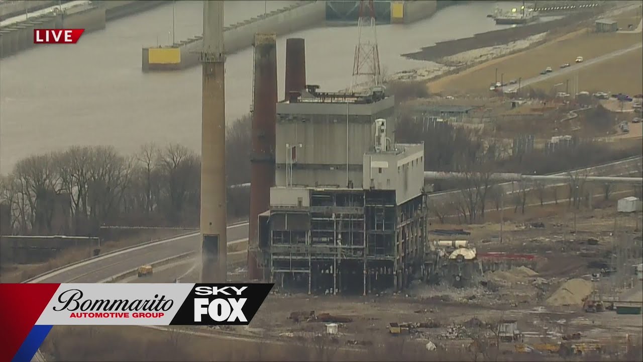 Wood River Power Station implosion in East Alton, Illinois