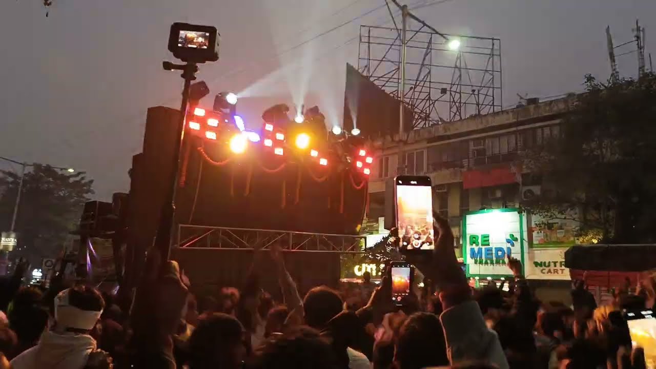 Jai bhole 🤯DJ roadShaw😲 Jamshedpur 🫨 bahut hi 😵‍💫 Khatarnak 😮wala crowd 🤯😱🫨😮
