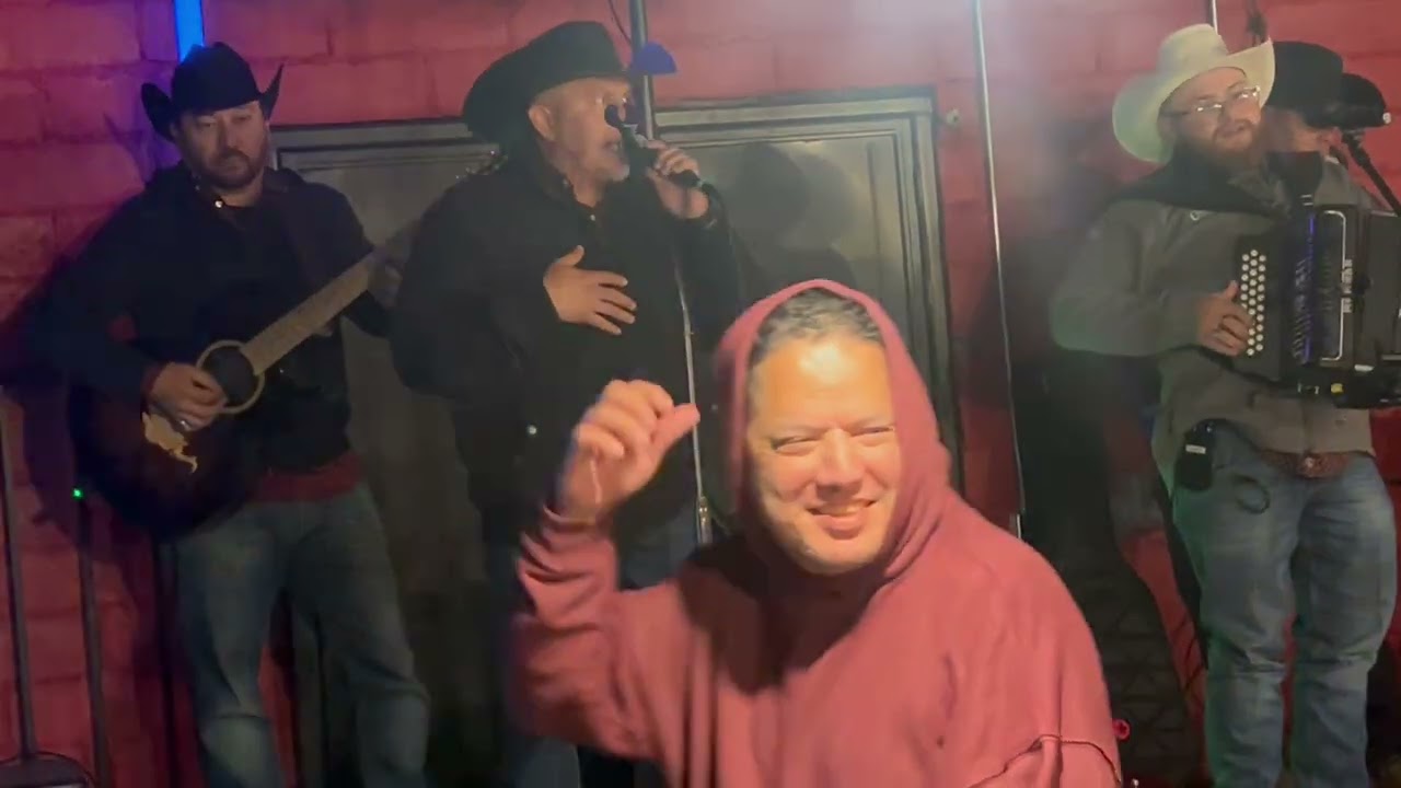 Ramon Lucio y Conjunto Dominante Hugo’s in Ft Worth,Tx