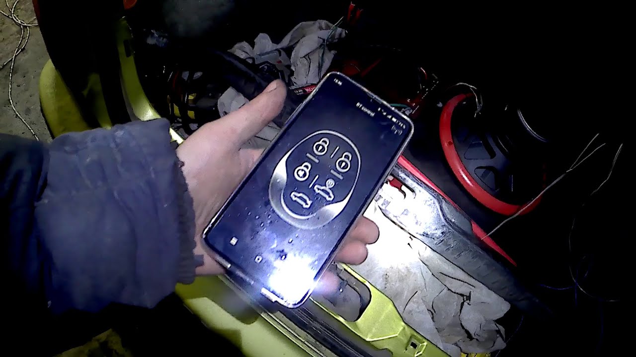 Электронный замок с телефона на задний багажник Ниссан альмера н15 (Nissan Almera n15 1.4 )