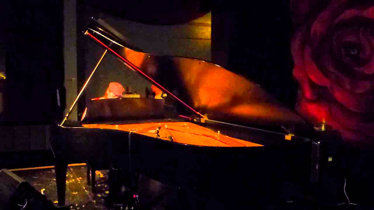 Holly Bowling - Harry Hood (Phish) - March 27th, 2016 - Seattle