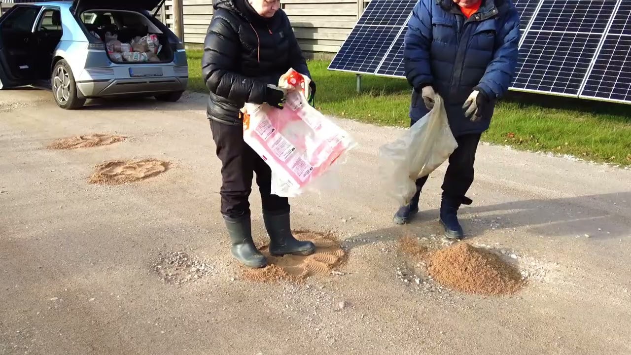 Uz ceļa strādā!!!