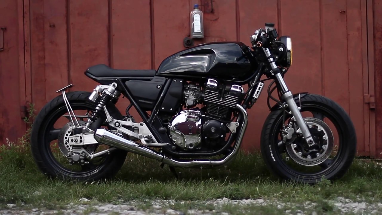 YAMAHA XJR 400 CAFE RACER KIEV CUSTOM