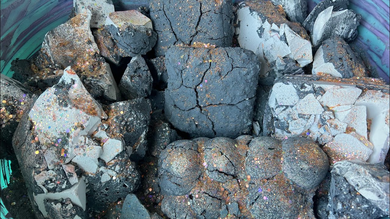 Mudpies & Charcoal Pasted Gymchalk • Dusty Crunchy Crush • Oddly Satisfying • Chalk ASMR
