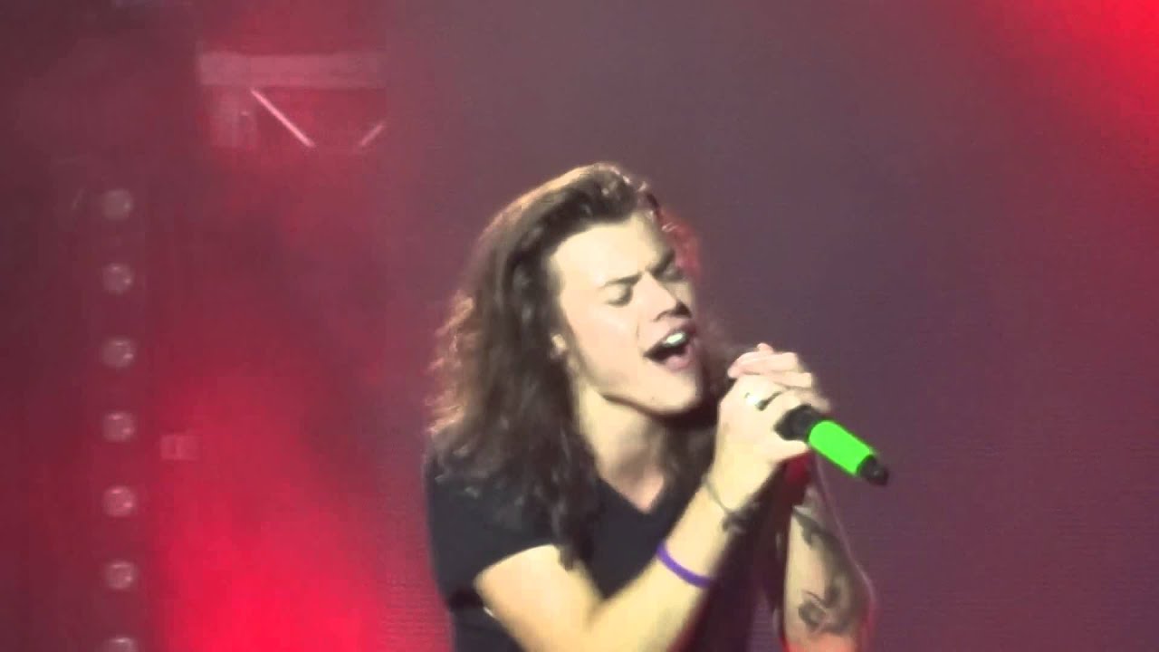 Where do broken hearts go - One Direction live @ O2  London 30/09/2015