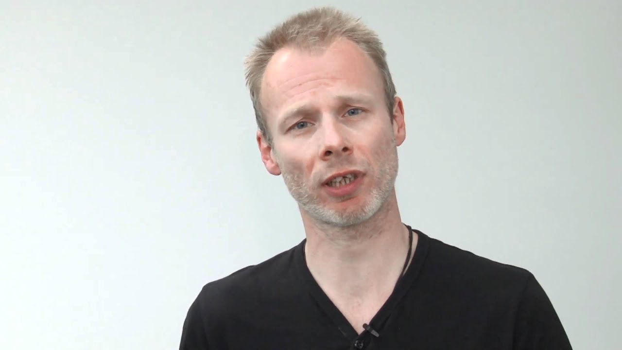 Paul Rees introduces Q25