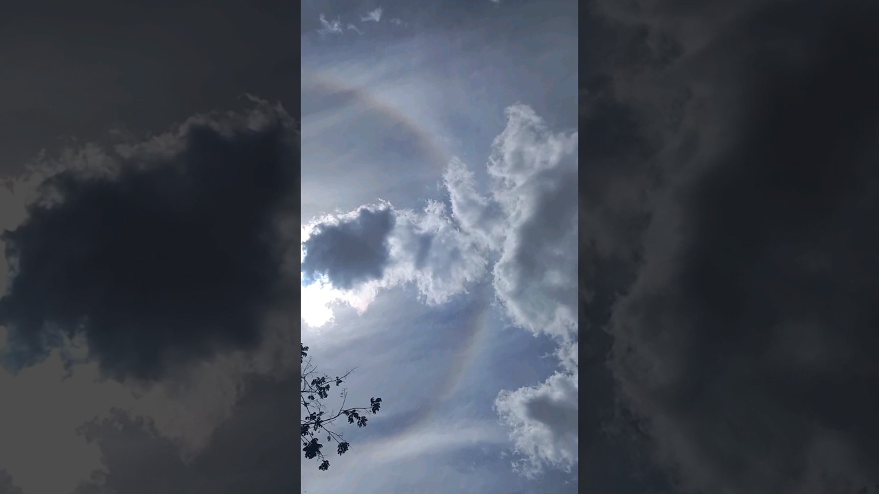 Halo solar 🌈✨️&mdash; #fenomeno #arcoiris #c&eacute;u #nuvens #solar #natureza #paisagem #magic #cores #campo