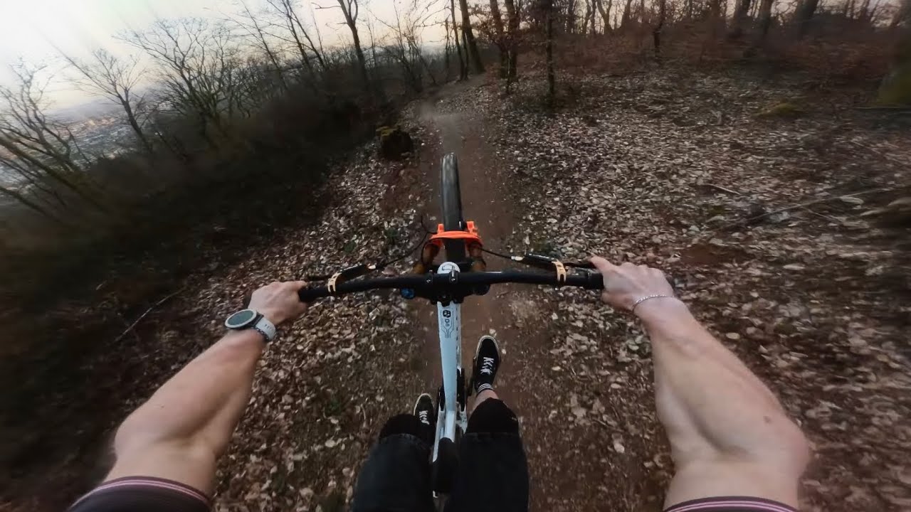 Ride With Friends... NEW COMMENCAL FURIOUS