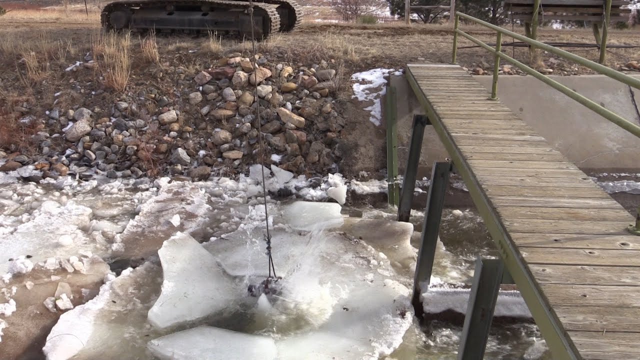 Ice jam cool video
