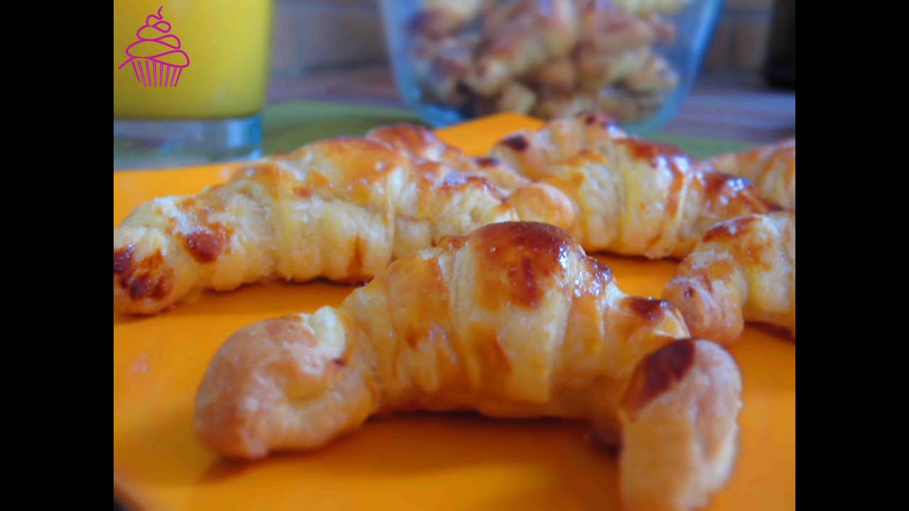 Mini croissants. Repostería