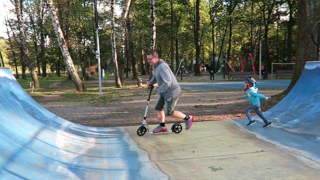 Scooter Shopping Fun and Park Rides​​​