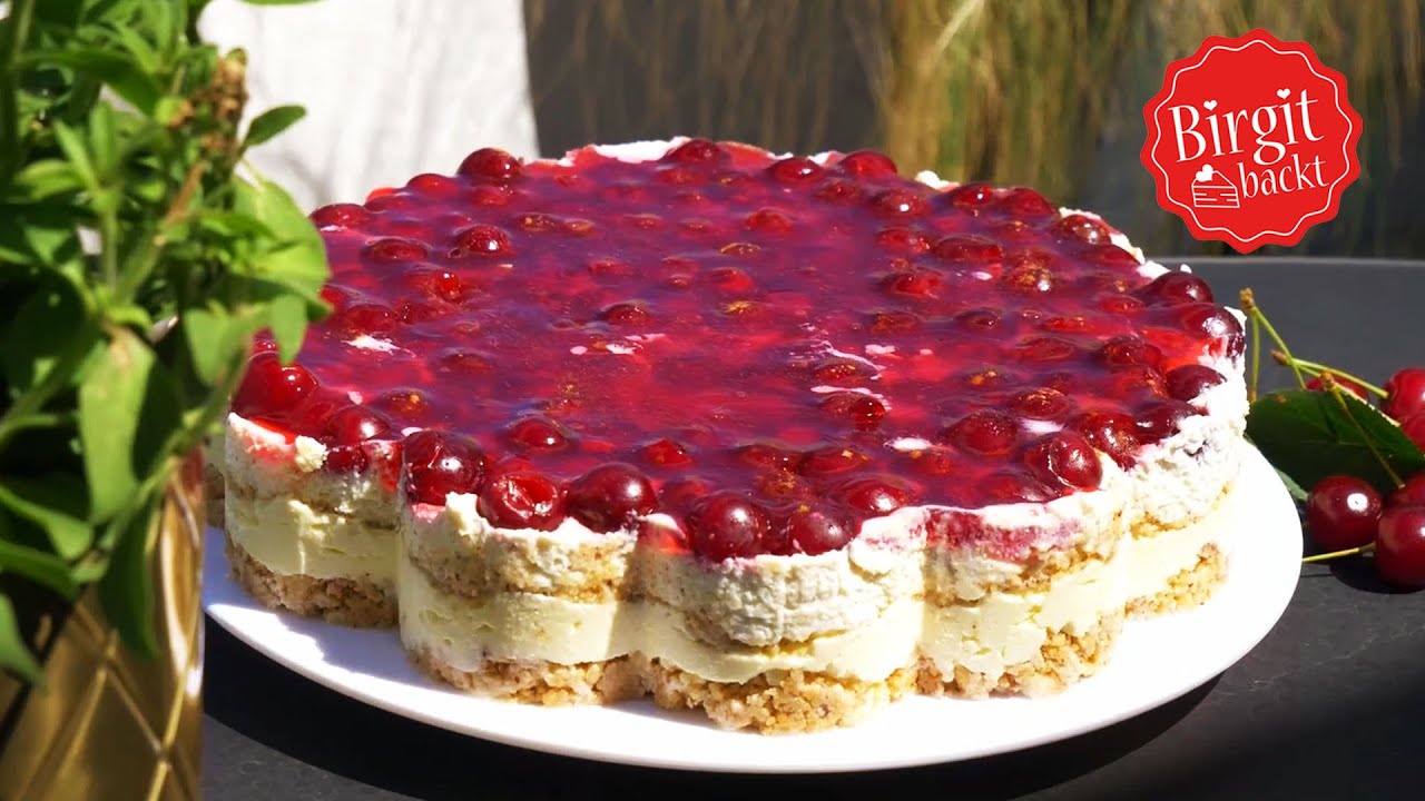 Sommerliche Sauerkirsch-Mascarpone-Torte (ohne Backen!)