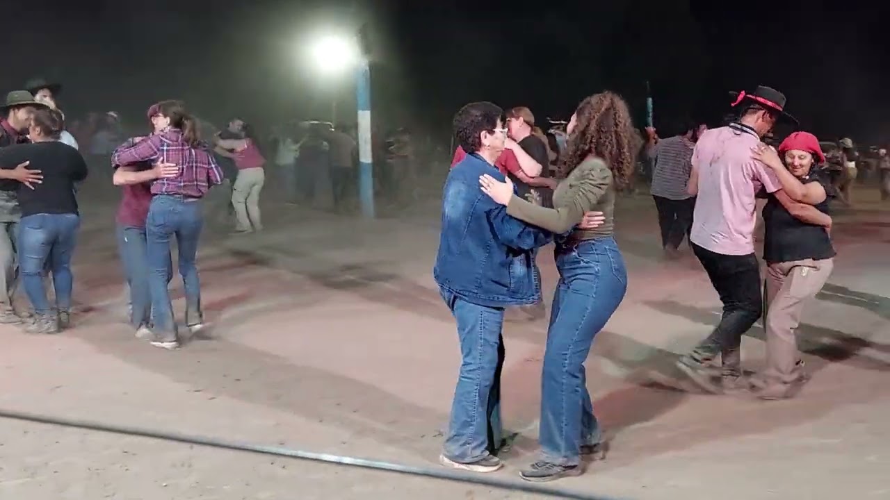 Los Primos paraje pampa San Martin sona JJ Castelli 