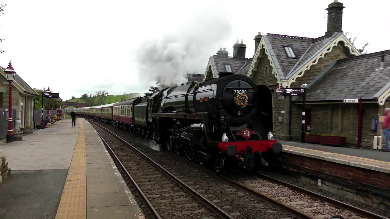 The Return Of Mainline Steam! BR 7MT 70000 'Britannia' Blasts Kirkby Stephen - 15/07/2020