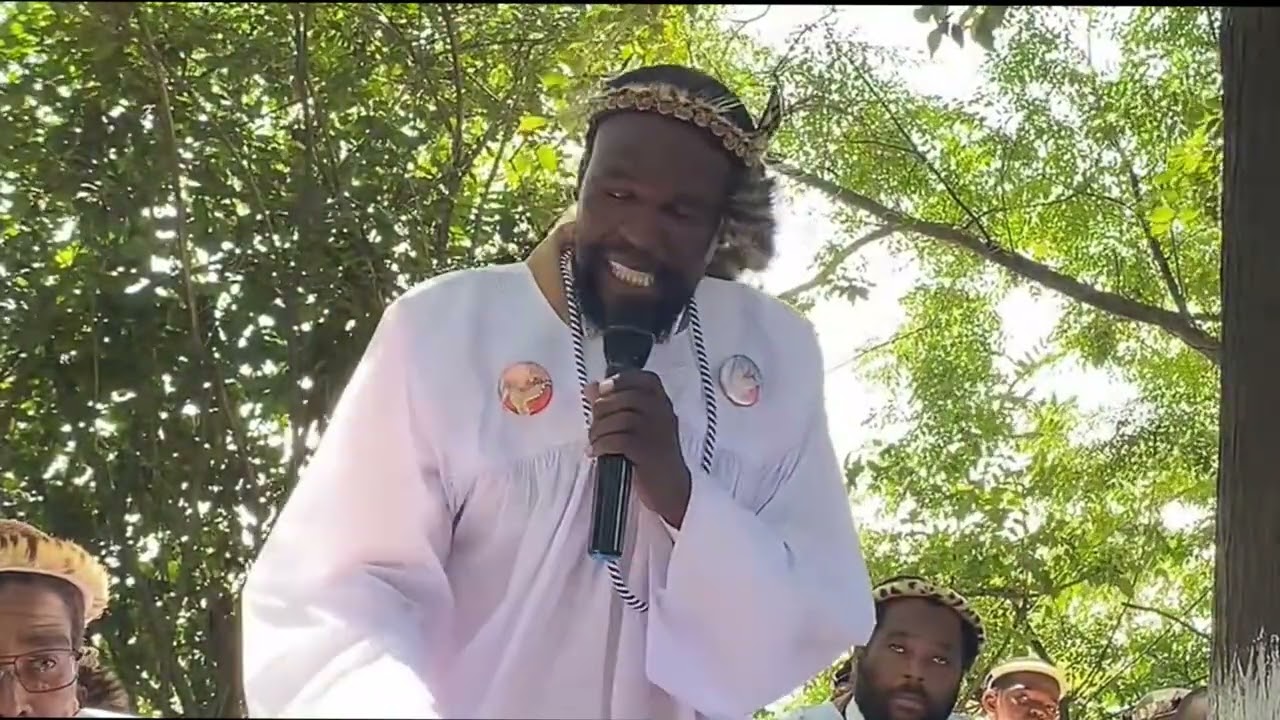 UKhoza: ebuyisa abantu ekwedukeni.