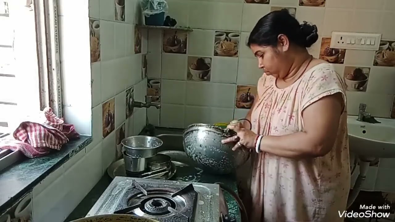 আজ সংসারের কাজ করলাম পুজো।করলাম MS lifestyle