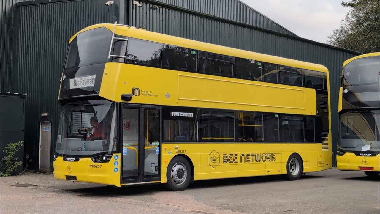 Buses in Taff Wells and Caerphilly September 2024
