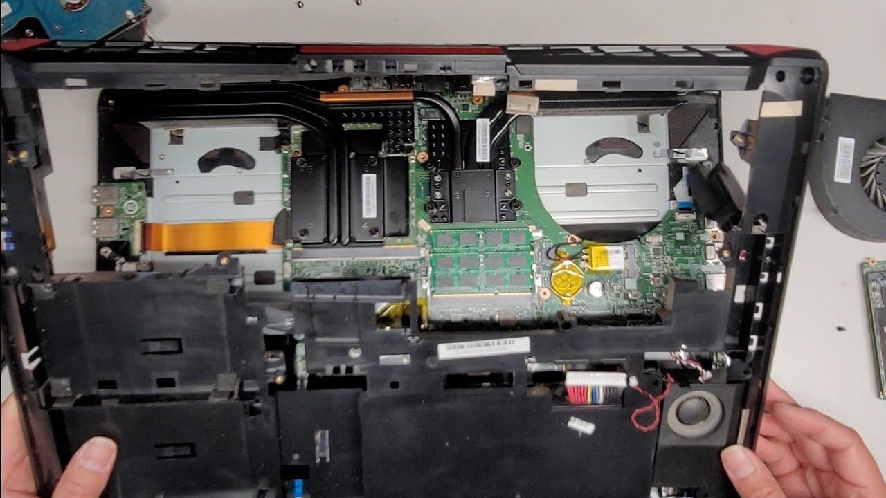 MSI Notebook PC MS-1781 GT72 2QE Dominator Pro Disassembly SSD Hard Drive Battery Replacement Repair