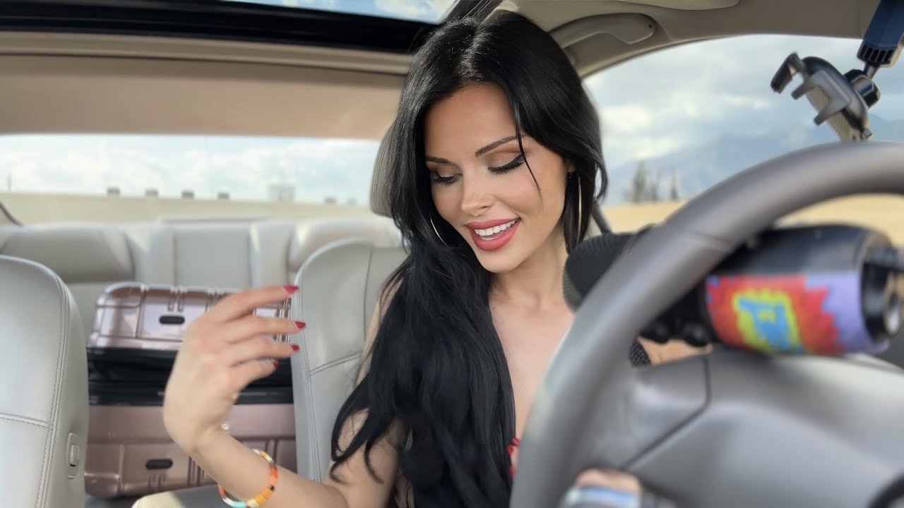 ASMR CAR 🚘 Triggers & Whispers