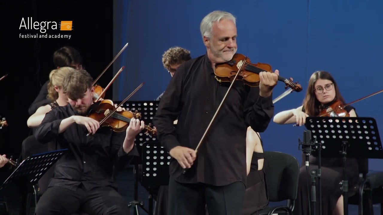 Schubert: Rondo in A major for Violin and String Quartet, D 438, Rainer Honeck - violin