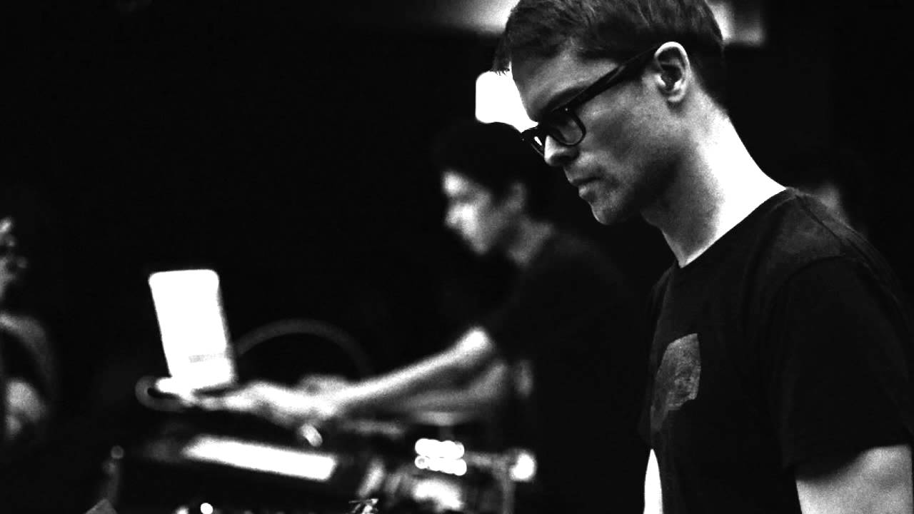 Nitzer Ebb - Join In The Chant (Surgeon Remix)