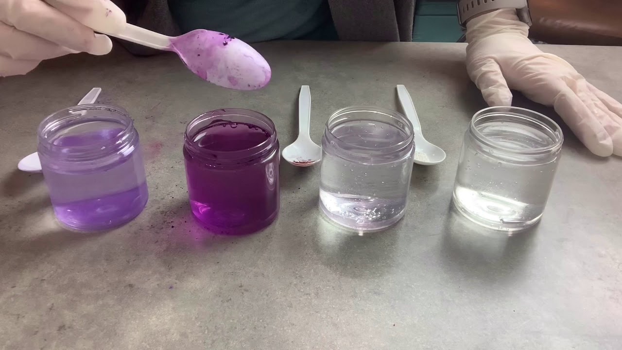 COMPARING BATH BOMB COLORANTS