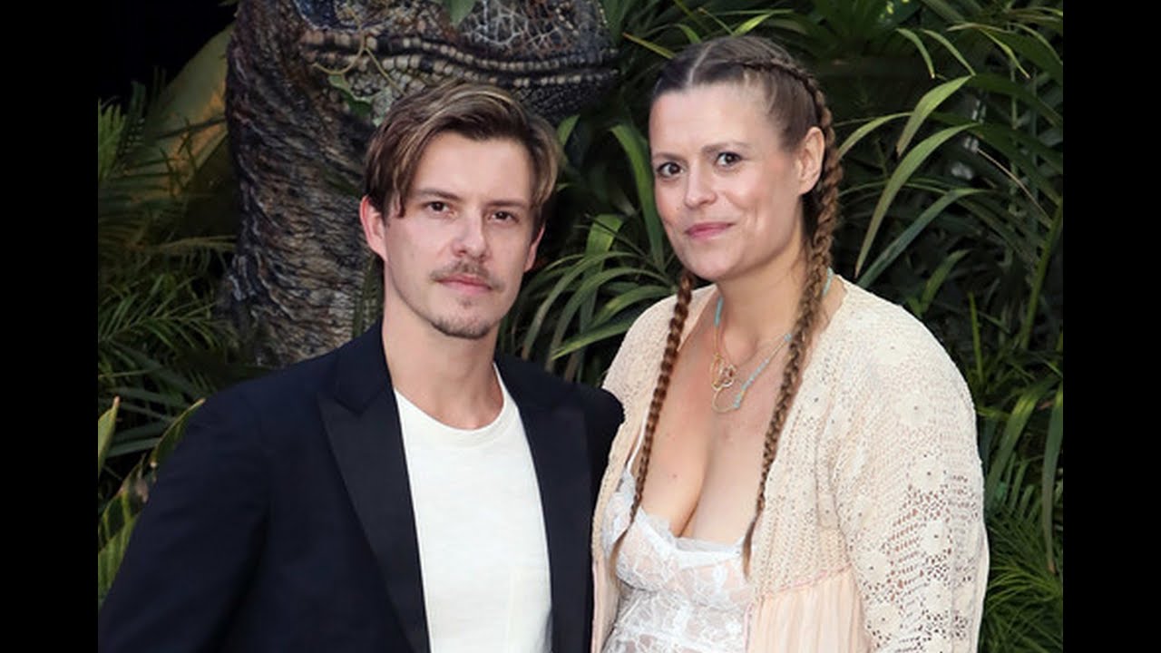 Xavier Samuel Girlfriends List (Dating History)