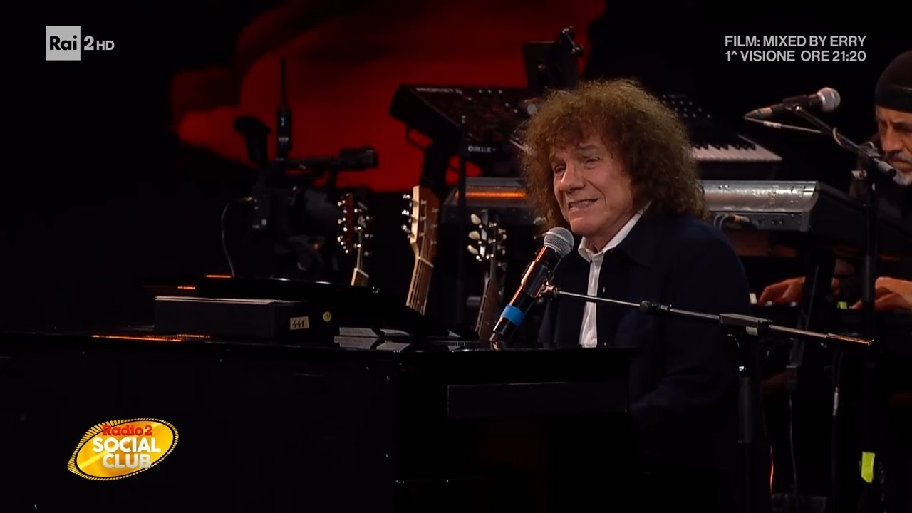 Riccardo Cocciante canta 