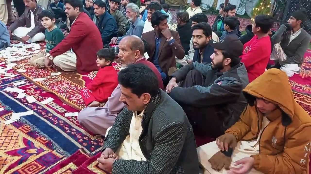 کائنات کھا رہی ہے صدقہ حسین کا