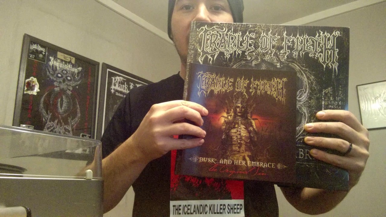 Cradle of Filth - Dusk and her embrace the original sin - VINYL UNBOXING