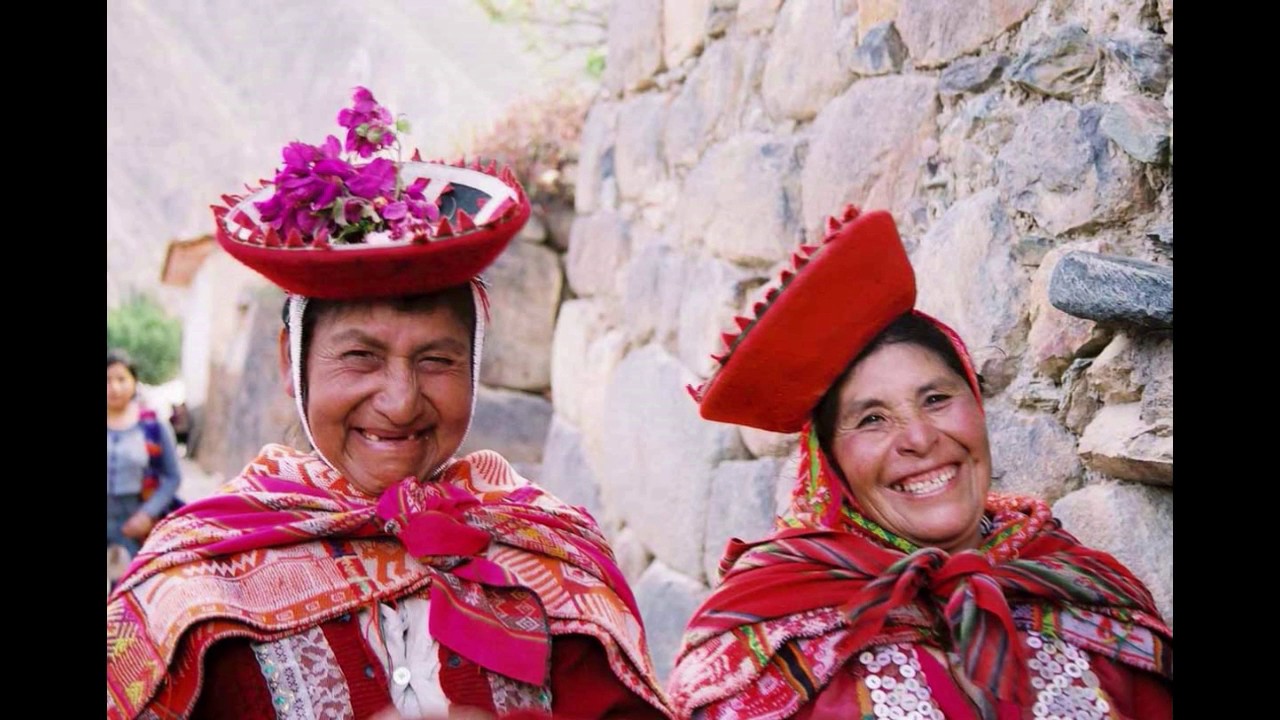 TRADITIONAL CLOTHES AROUND THE WORLD - PERU