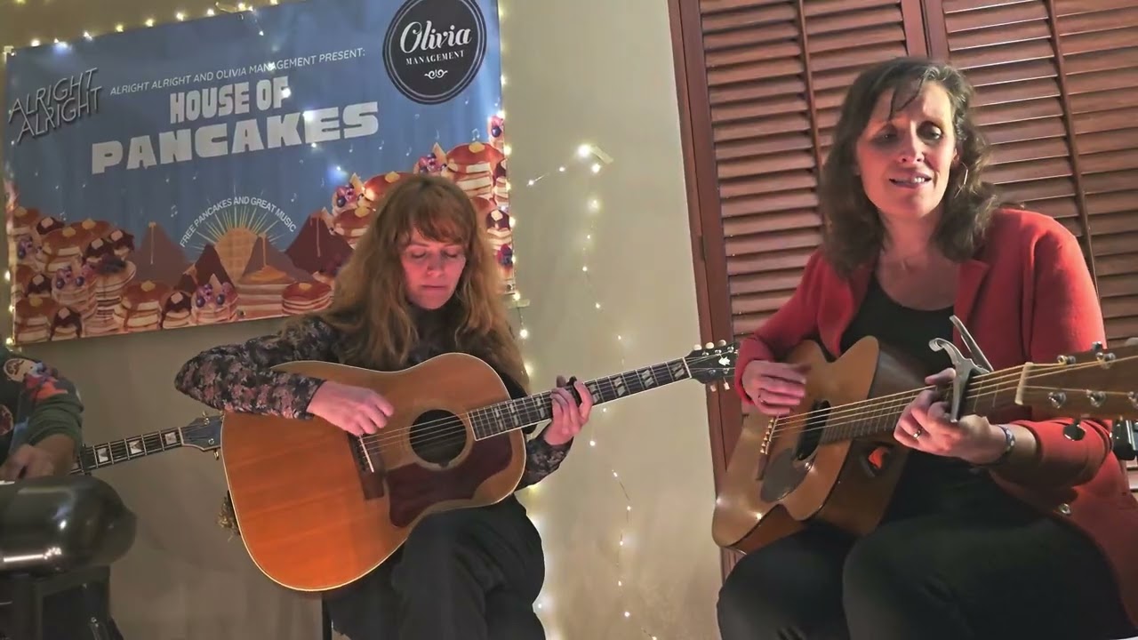 Edie Carey - The Chain LIVE - Folk Alliance Intl Private Showcase - New Orleans - Jan 22, 2026
